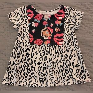 Cheeky Plum Kinsley Top in Wild Thing Black White Cheetah Floral Sz 4T
